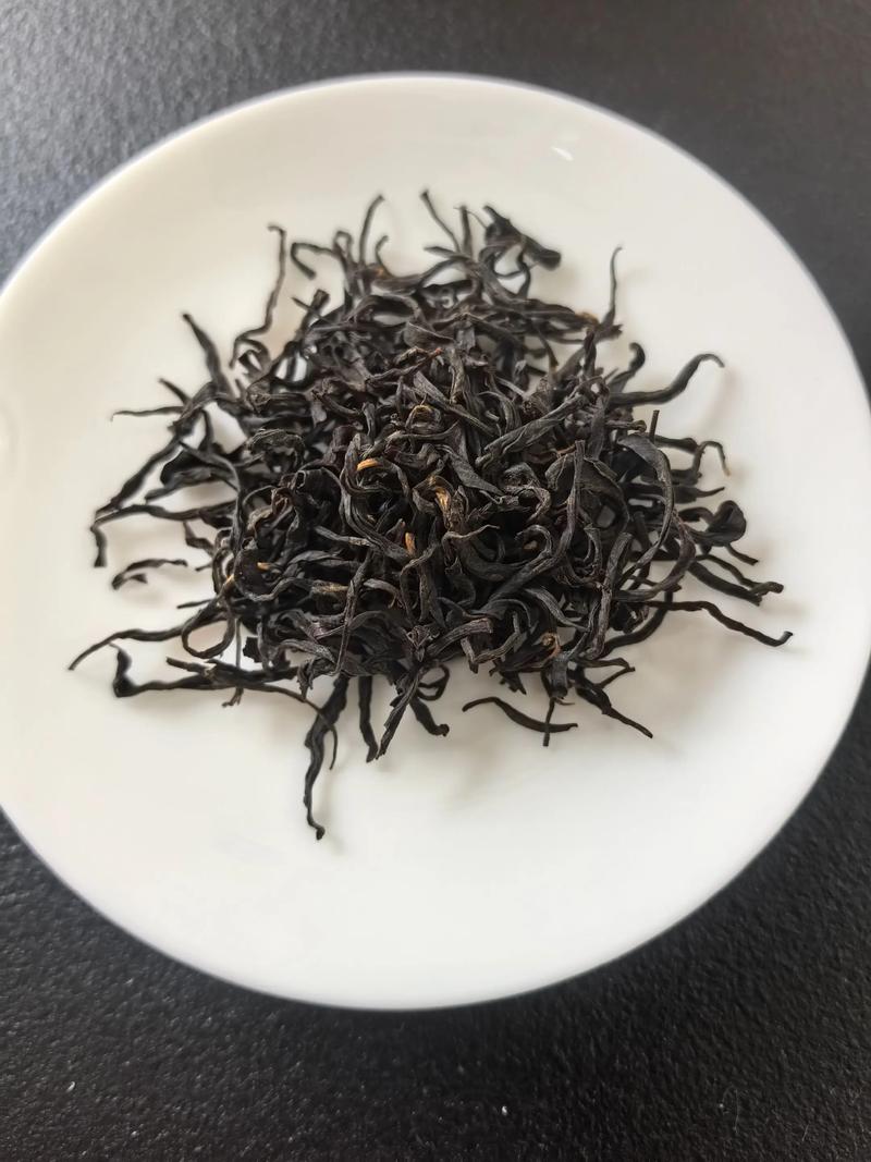 正山小种：从历史迷雾中走来的红条茶经典